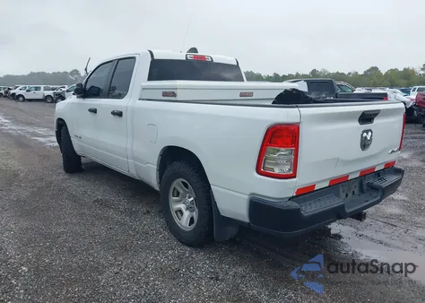 2020 Ram 1500 Tradesman 4X4 6'4 Box z USA, uszkodzony, nr VIN 1C6RRFCG4LN338847